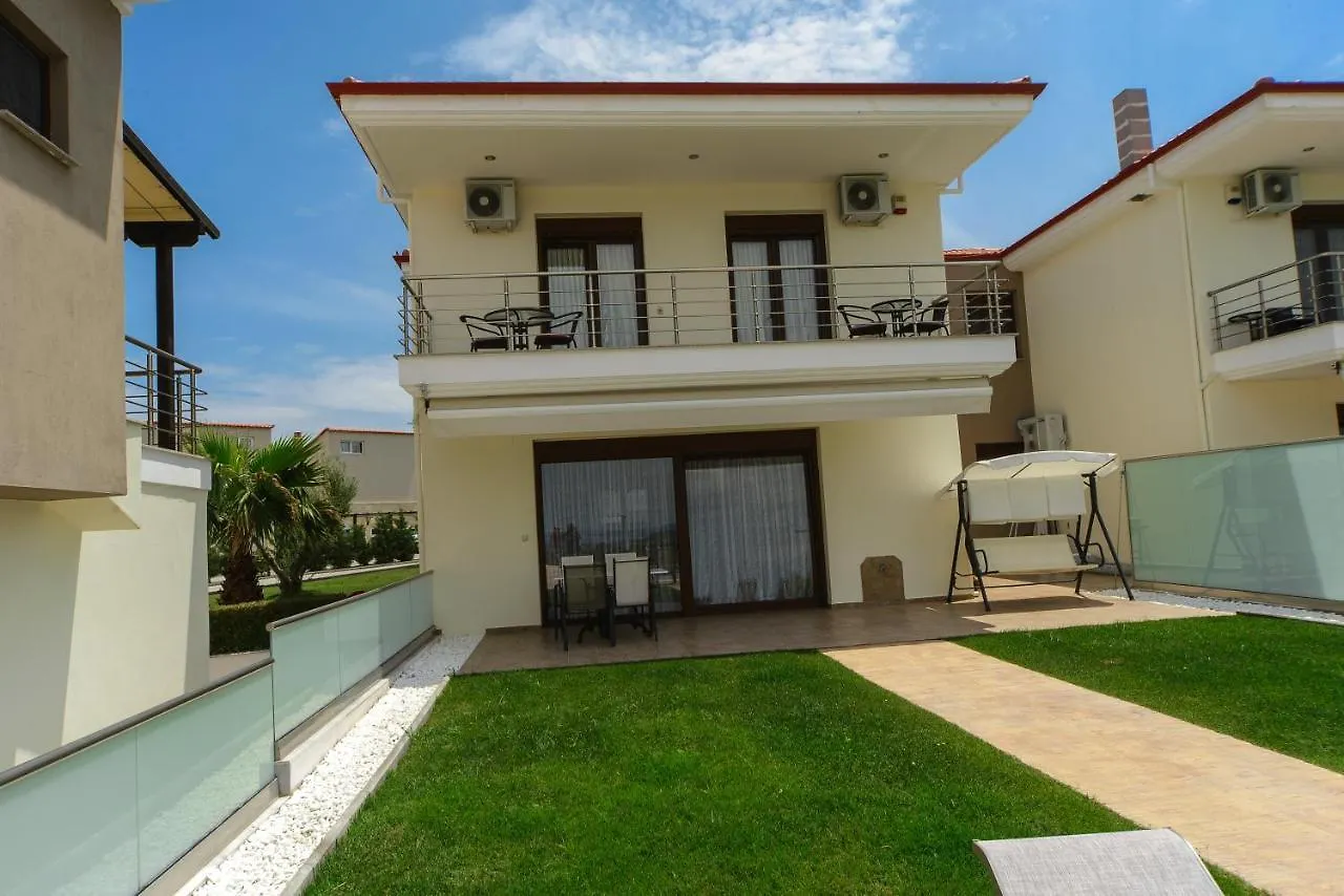Villas Hanioti