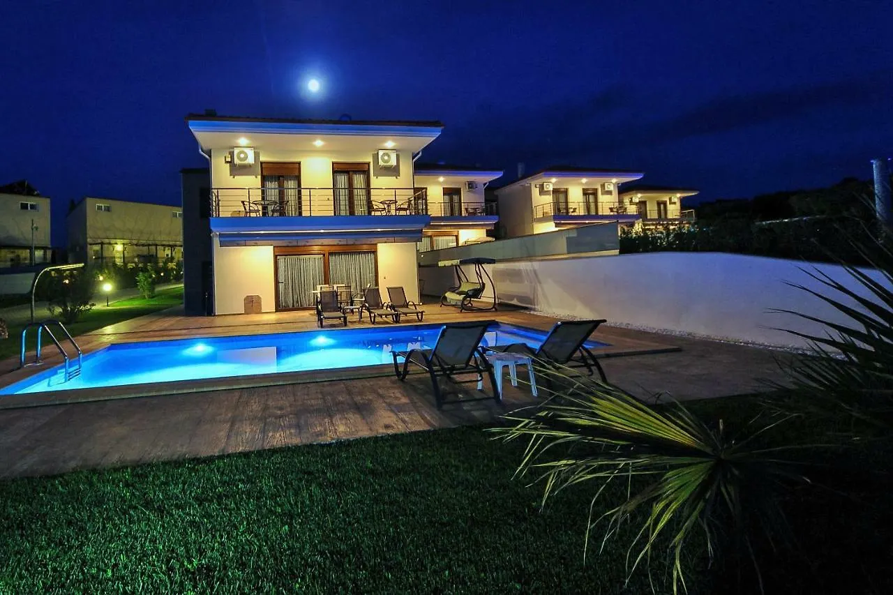 Villas Hanioti
