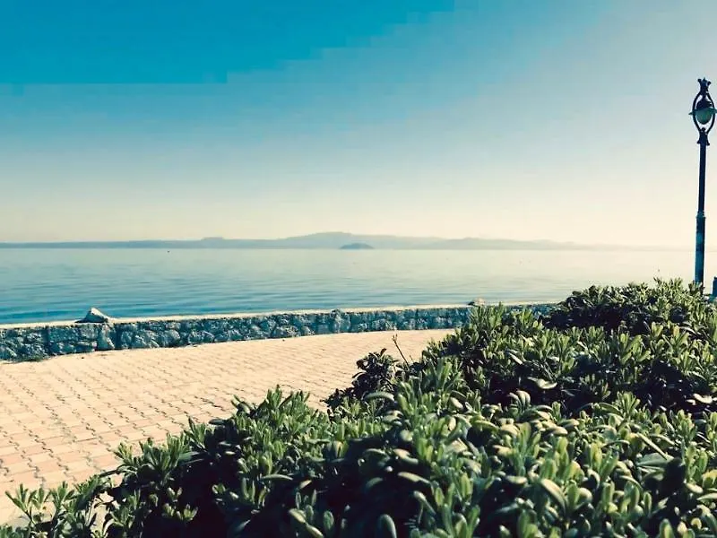 Villas Hanioti 0*,